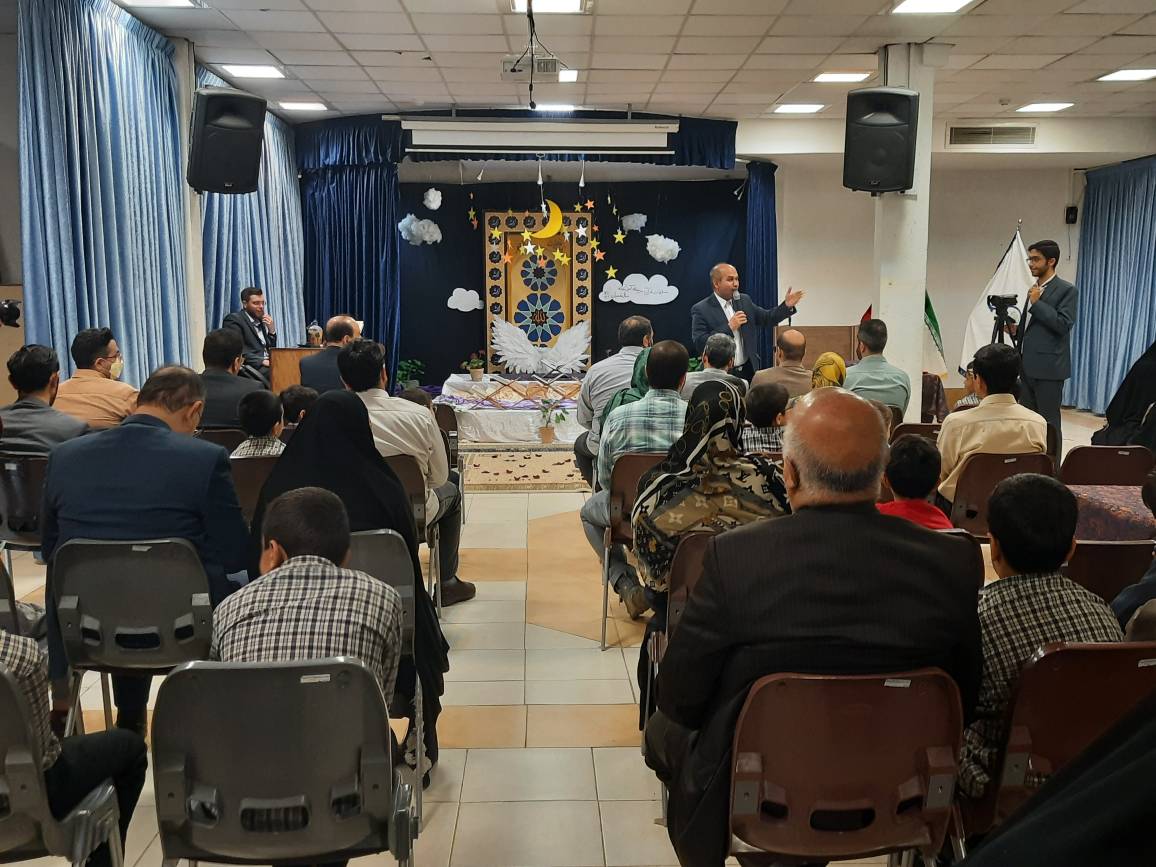 مهربان مثل بابا حسین (یک قلک ، یک زندگی )